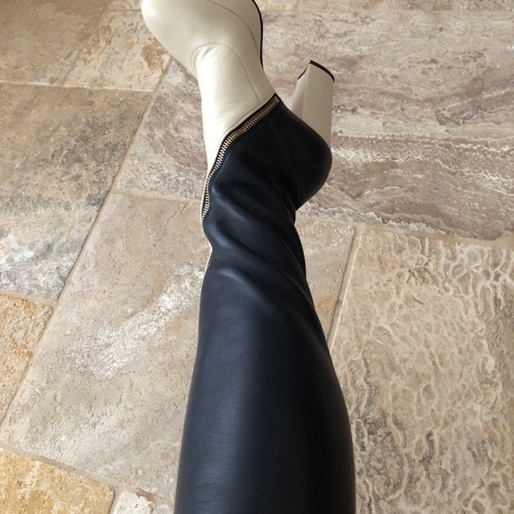 Gucci Agon Leather Platform Knee Boots size 6 - Picture 4 of 6